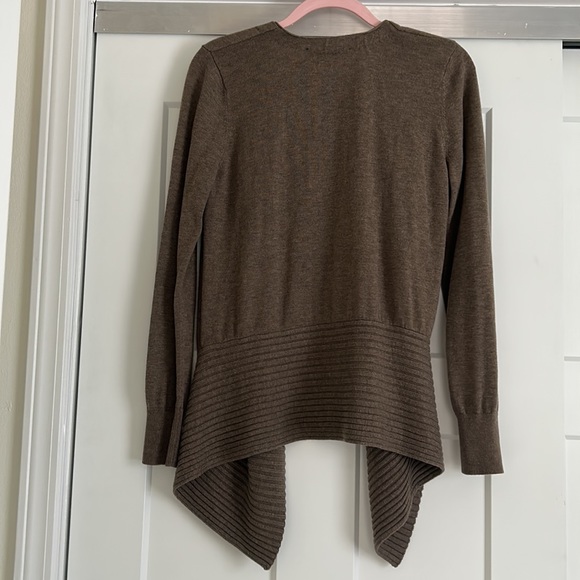 LOFT Cardigan - Picture 2 of 3